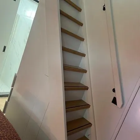 דירה Cozy & Modern Tiny House *